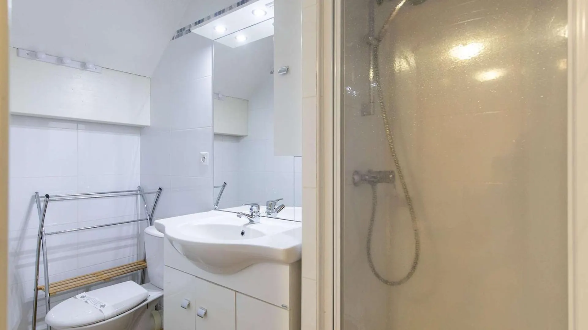 Charmant Duplex T3 Avec Terrasse, Piscine, Salle De Fitness Et Parking A La Mongie - Fr-1-404-213